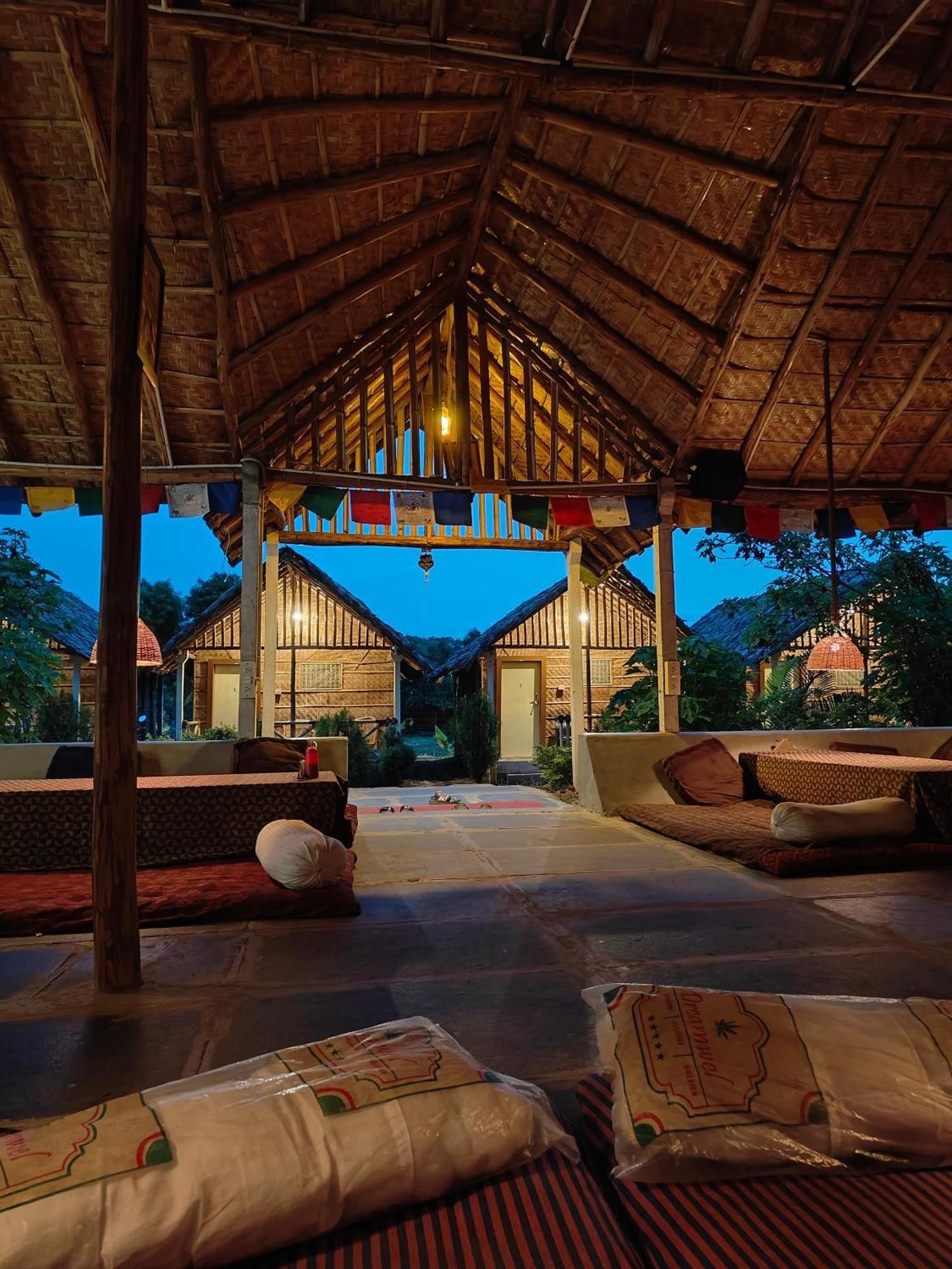 Lazy Panda Hotel Hampi Exterior foto